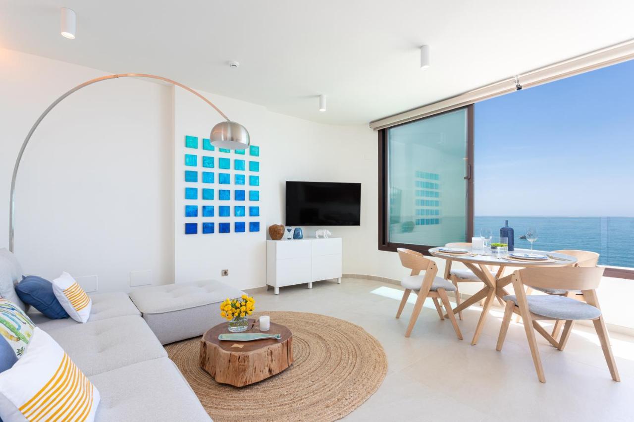 Higueron Rental Beach Club Suites เบนัลมาเดนา ภายนอก รูปภาพ
