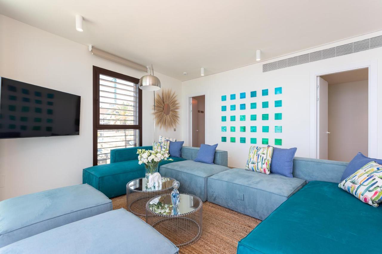 Higueron Rental Beach Club Suites เบนัลมาเดนา ภายนอก รูปภาพ