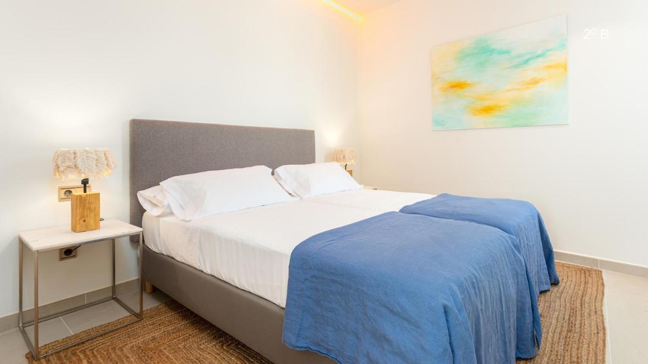 Higueron Rental Beach Club Suites เบนัลมาเดนา ภายนอก รูปภาพ