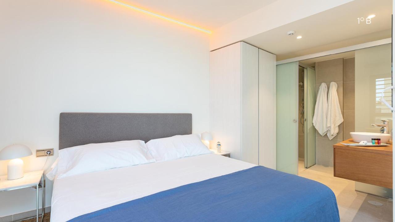 Higueron Rental Beach Club Suites เบนัลมาเดนา ภายนอก รูปภาพ